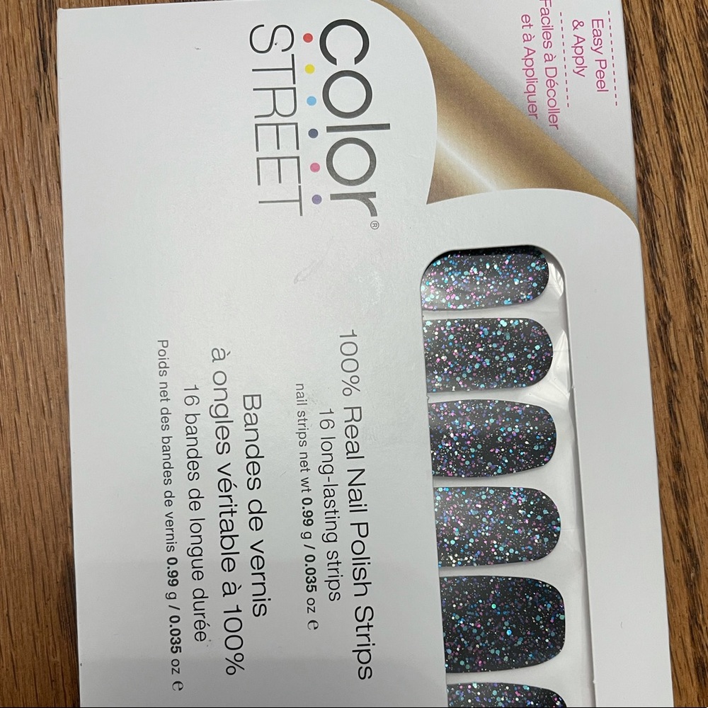 New Holidaze Color Street mail strips
